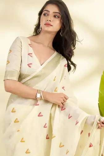 Off-white linen beautiful tussle on pallu casual wear saree
