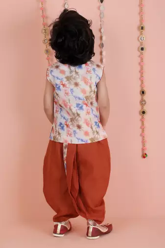 cotton sleeveless printed kurta and solid dhoti - Multicolor