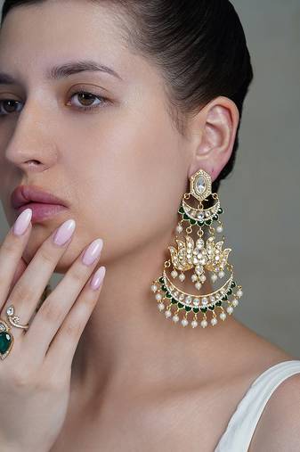 Gold plated kundan earrings