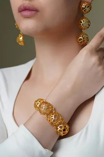 Gold plated bracelet