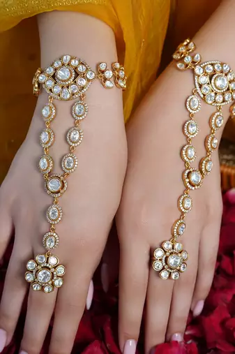 Gold plated kundan haath phool