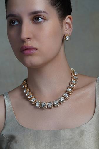Gold plated kundan necklace set