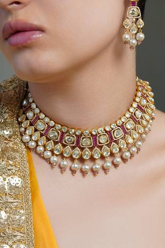 Gold plated kundan necklace set