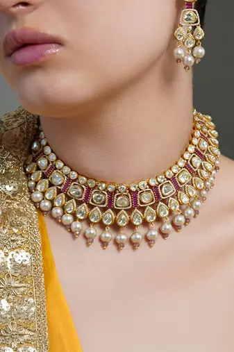 Gold plated kundan necklace set