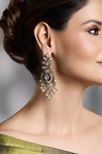 Gold plated kundan pearl earrings