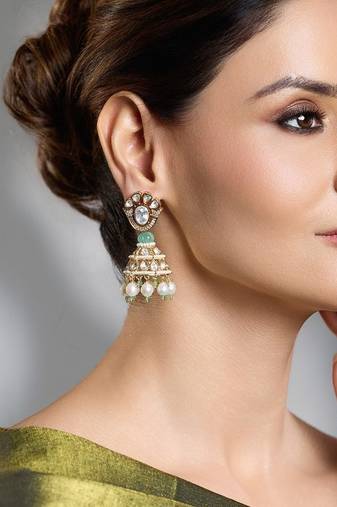 Gold plated kundan earrings