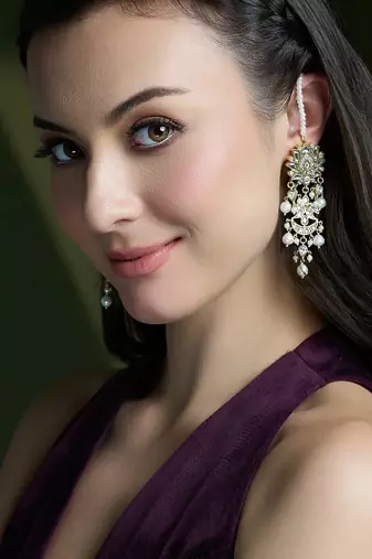Gold plated kundan earrings