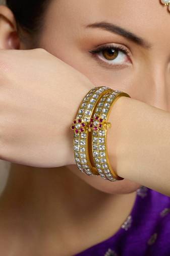 Gold plated kundan bangles