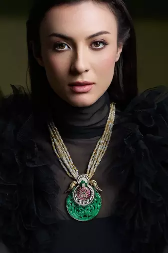 Gold plated kundan green stone necklace