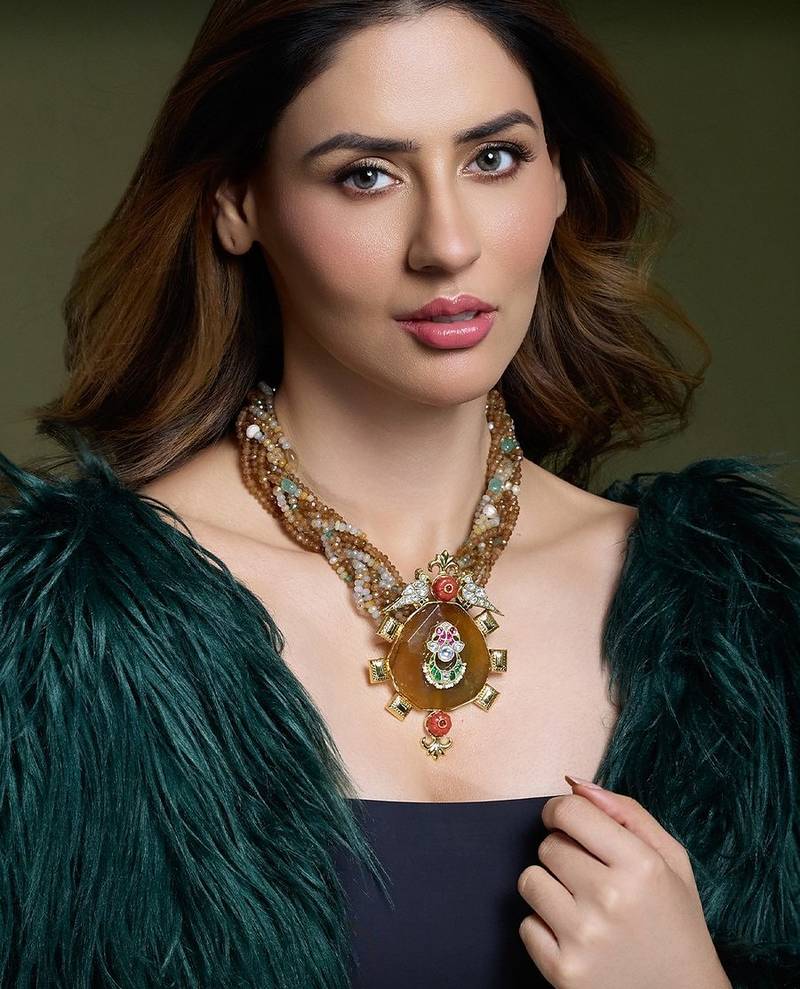 Gold plated yellow stone necklace