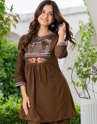 Brown embroidered  cotton tunic & trousers co-ord set 3