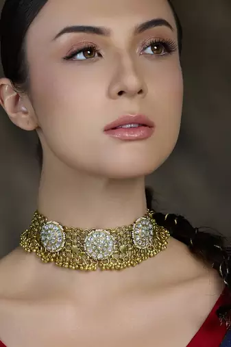 Gold plated kundan necklace