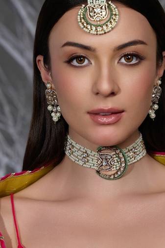 Gold plated kundan pearl necklace set