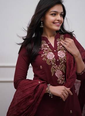 Maroon  women ethnic motifs embroidered cotton kurta with trousers & dupatta 2