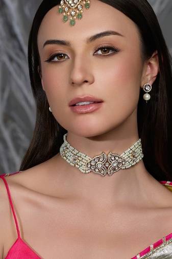 Gold plated kundan pearl necklace set