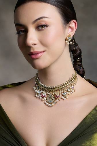 Gold plated kundan necklace set