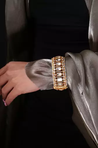 Gold plated kundan bangle