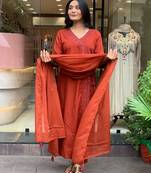 Brown  women ethnic motifs embroidered cotton kurta with trousers & dupatta