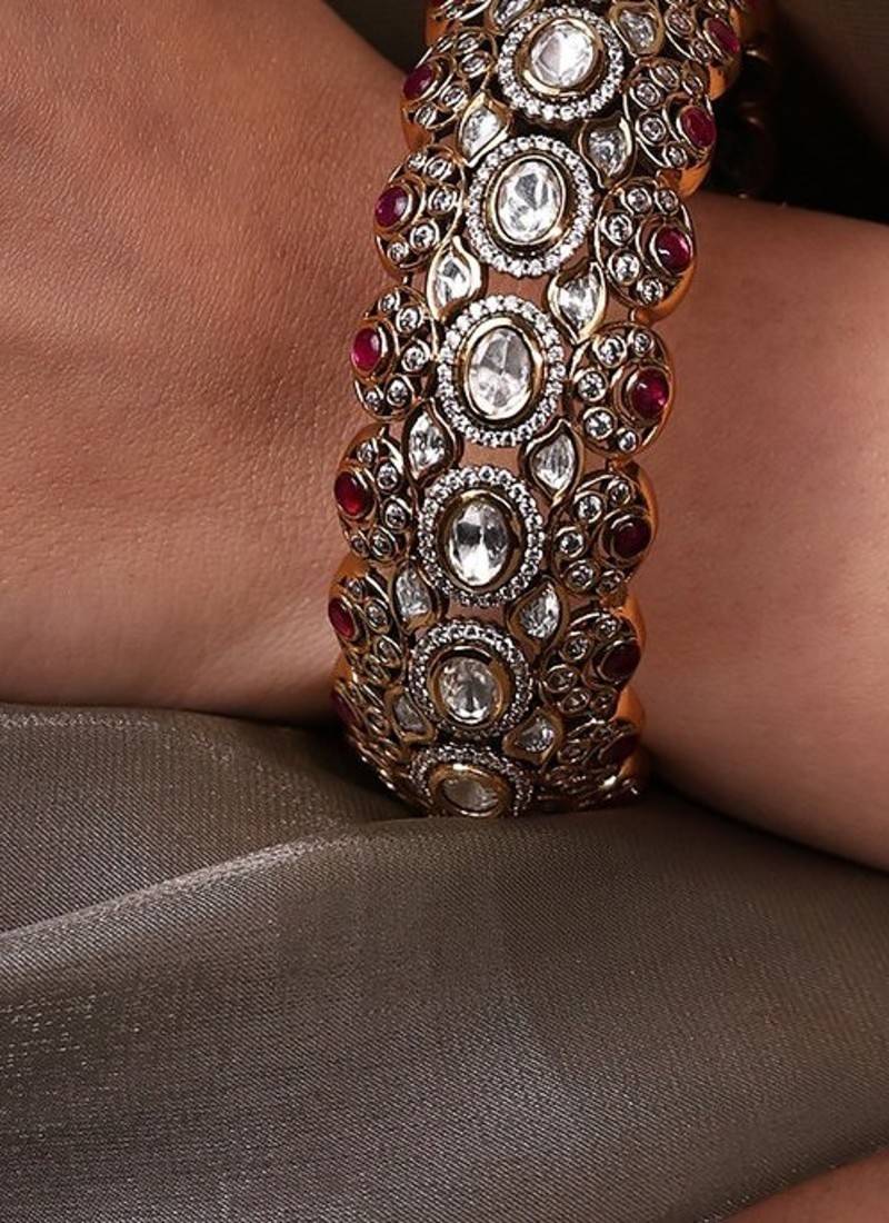 Gold plated kundan bangle