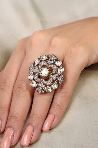 Gold plated kundan ring