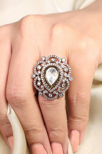Gold plated kundan ring