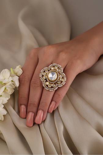 Gold plated kundan ring