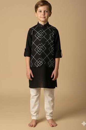 Black embroidered viscose kurta bandi set for boys