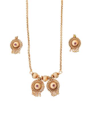 Elegant gold-plated pendant and earring set with red and green stones 3