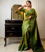 green handloom raw silk weaving designer saree with blouse