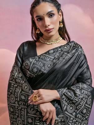 black handloom raw silk weaving designer saree with blouse 3