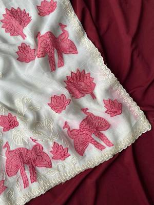 White crunchy silk Blend Saree with applique work pattern all over the Saree with embroidery and scallop Border 3