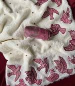 White crushed fabric saree with beautiful applique pattern panel of bird design 