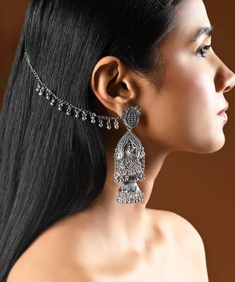 Traditional temple style jhumka earring with ear chain for women (e3386ox) 1