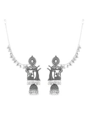 Traditional jhumka motif oxidised earring with ear chain for women (e3389ox) 3