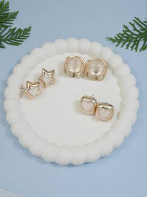 Fashion latest stylish trendy lightweight modern stud earrings combo set for women  1