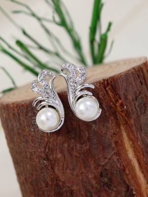 Fashion cubic zirconia diamoand stud earrings for women  1