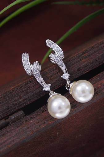 special fashion cubic zirconia american diamoand stud earrings for women (e43s)