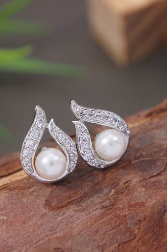 Fashion cubic zirconia diamoand stud earrings for women (e49s)