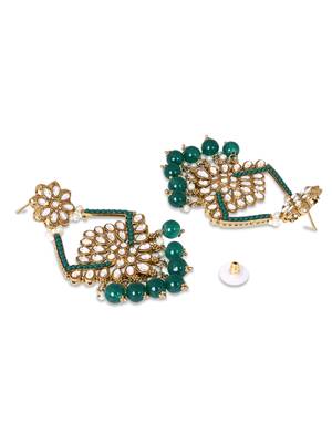Traditional design handcrafted kundan & pearl earrings for women  3