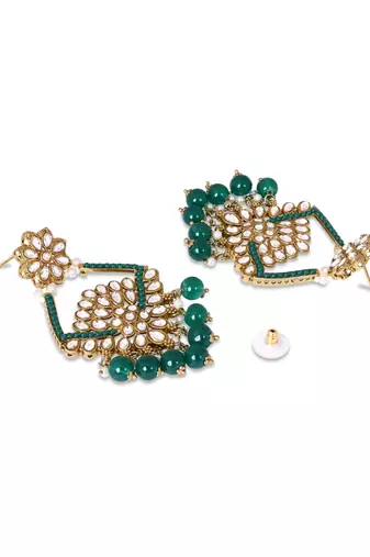 Traditional design handcrafted kundan & pearl earrings for women 