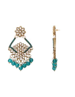 Traditional design handcrafted kundan & pearl earrings for women  3