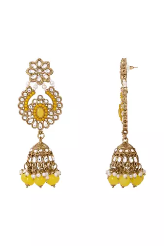 Traditional design handcrafted kundan & pearl earrings for women 