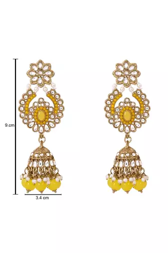 Traditional design handcrafted kundan & pearl earrings for women 