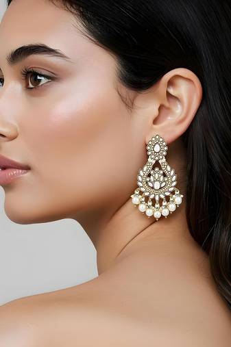Traditional design handcrafted kundan & pearl earrings for women (e7276w)