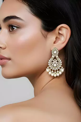 Traditional design handcrafted kundan & pearl earrings for women 