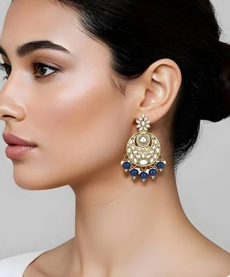 Traditional design handcrafted kundan & pearl earrings for women  1