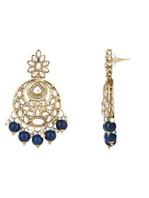 Traditional design handcrafted kundan & pearl earrings for women  5