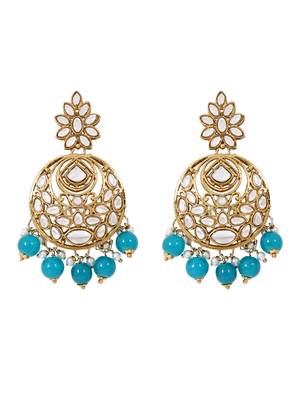 Traditional design handcrafted kundan & pearl earrings for women  2