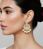 Traditional design handcrafted kundan & pearl earrings for women 
