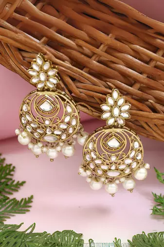Traditional design handcrafted kundan & pearl earrings for women 